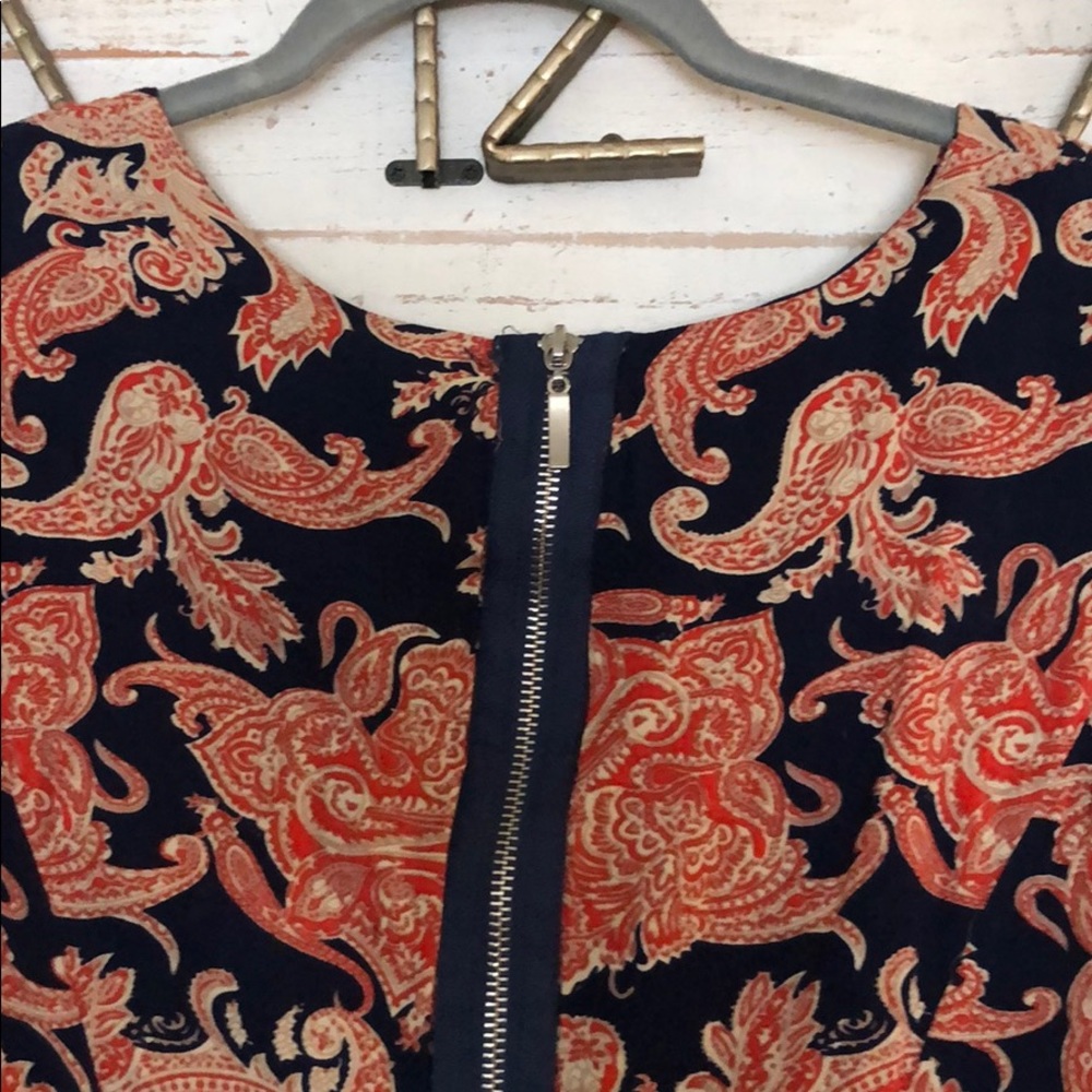 Pattern Dress - Picture 6 of 6